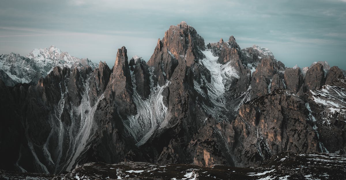 ¿Sabes cuál es el área italiana rodeada por Suiza?