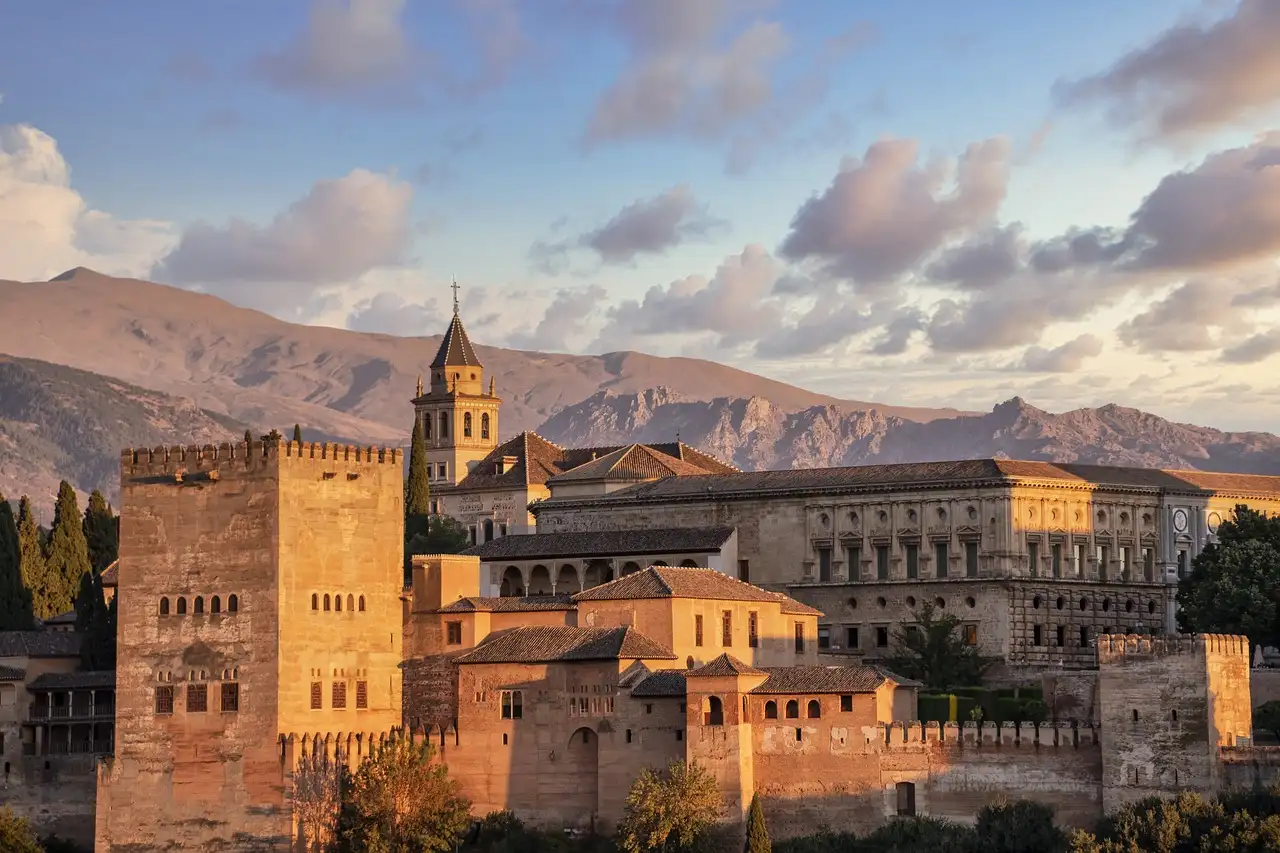 ¿Cuál fue el papel de la Alhambra en la Reconquista española?