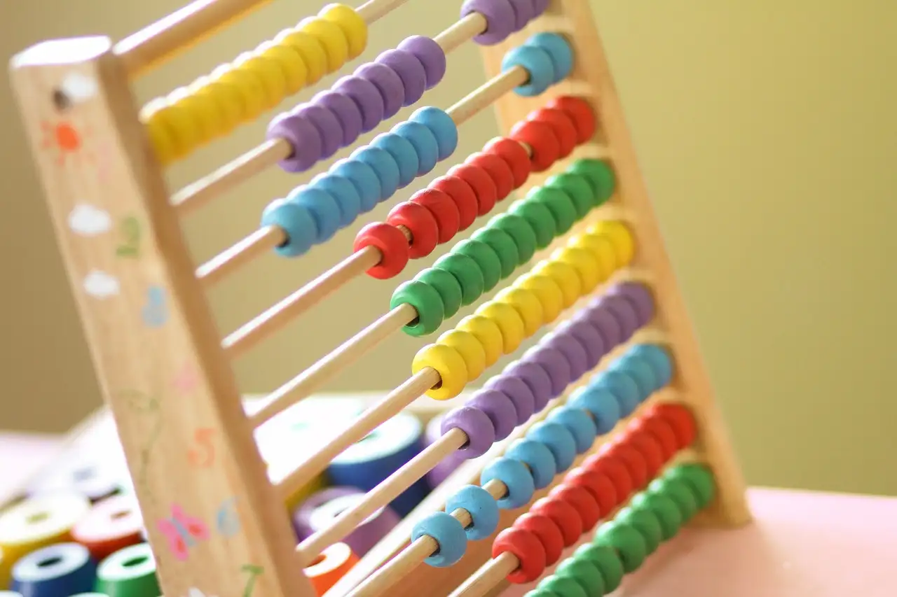 ¿Ventajas del aprendizaje combinado en el aula? Descúbrelas aquí.