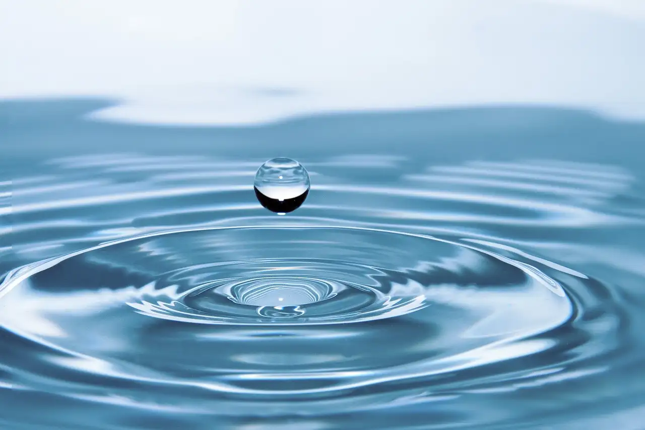 ¿Cómo quitar manchas de sangre con agua fría eficazmente?