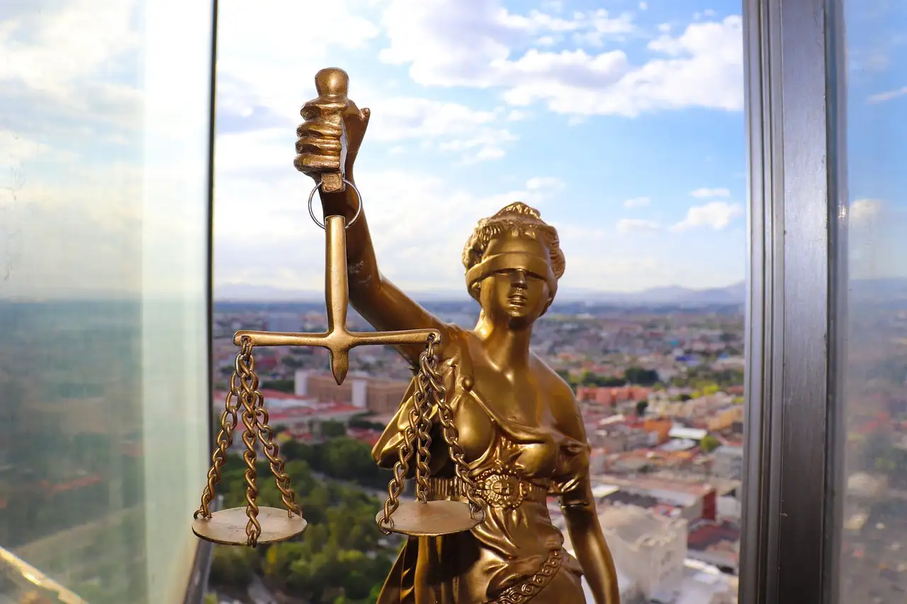 ¿Cómo influyen los romanos en nuestro sistema legal actual?