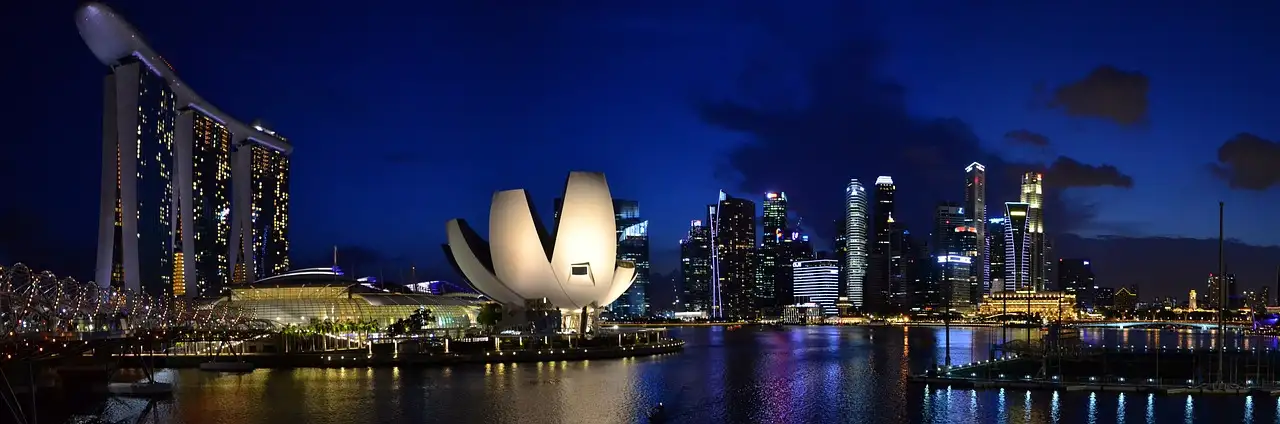 ¿Cuál es la breve historia de Singapur en pocos pasos?