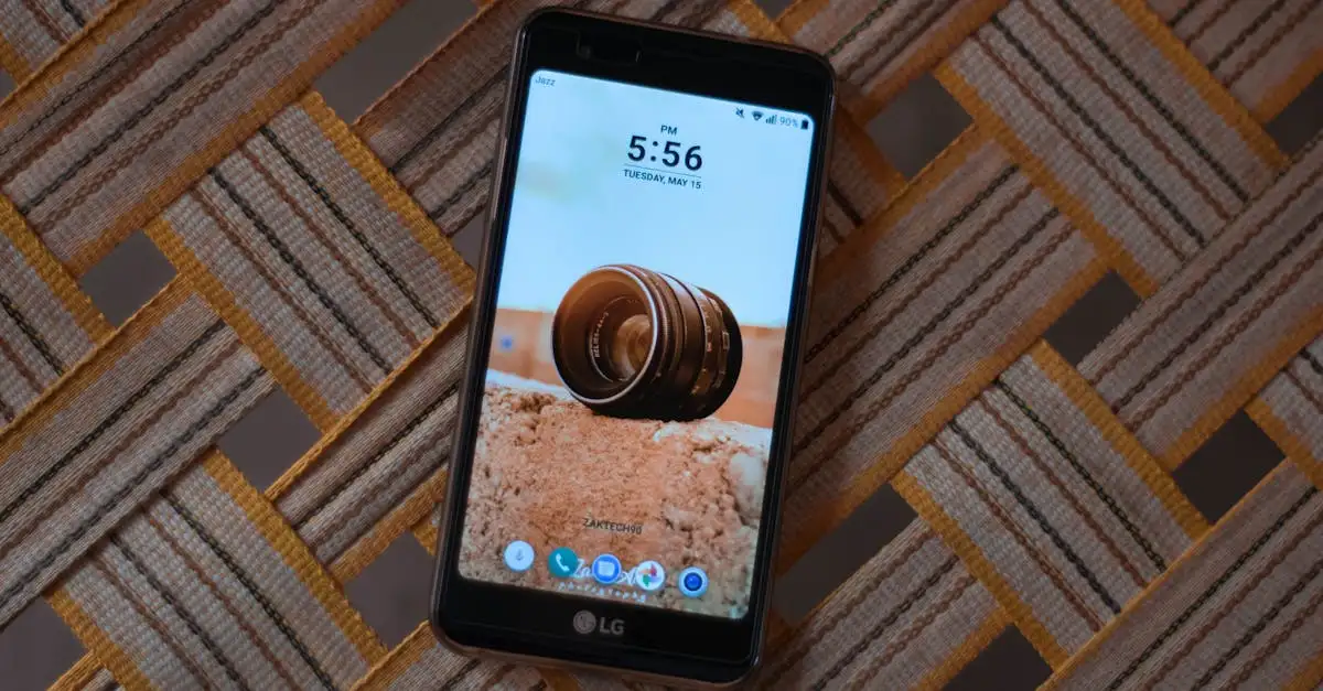 ¿Cuál fue el rol de AT&T en la evolución de la telefonía móvil?