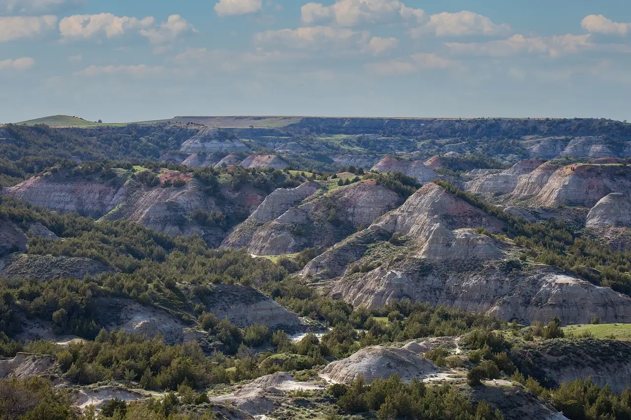 ¿Sabes cuál es la capital de Dakota del Norte y su historia?