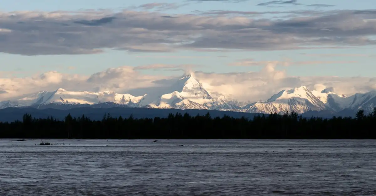 ¿Dónde se encuentran los glaciares más espectaculares de Alaska?