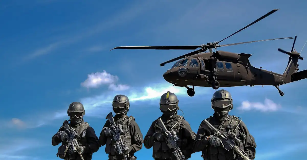 ¿Cómo contribuyen los perros en operaciones policiales y militares?