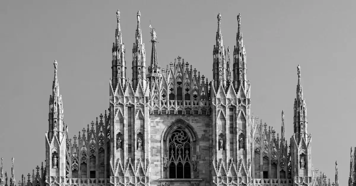¿Cuál es la catedral más grande del mundo en Milán?