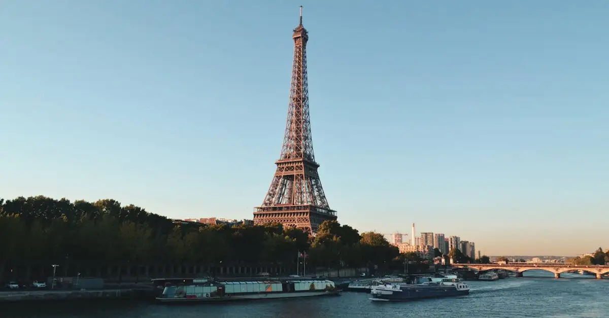 ¿En qué ciudad se encuentra la famosa Torre Eiffel?