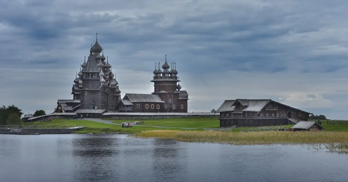 ¿Por qué el Lago Onega es famoso por sus islas en Rusia?