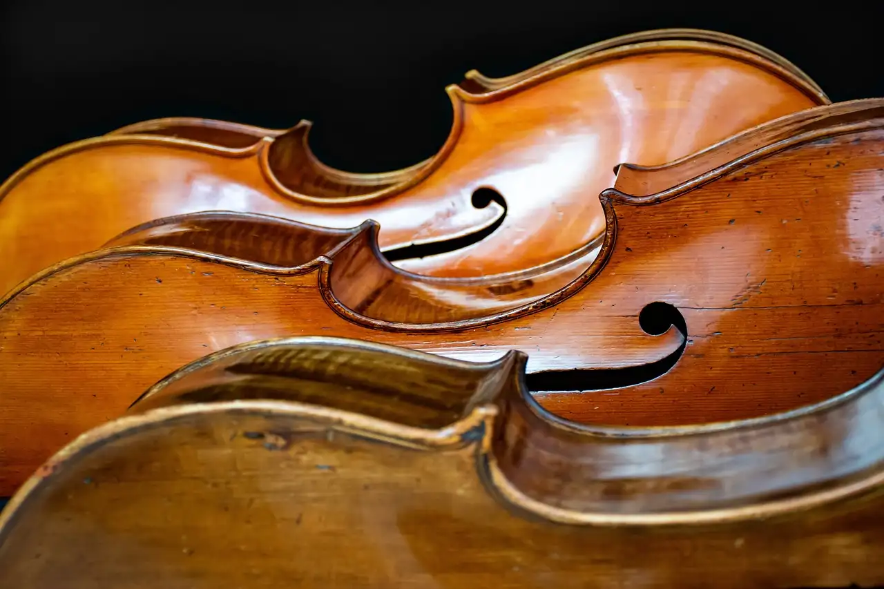 ¿Cómo se fabricaban los instrumentos musicales en el pasado?
