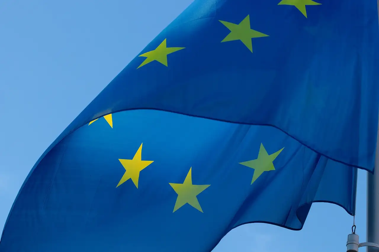 ¿Cuál fue el papel de la UE tras la caída de la URSS?