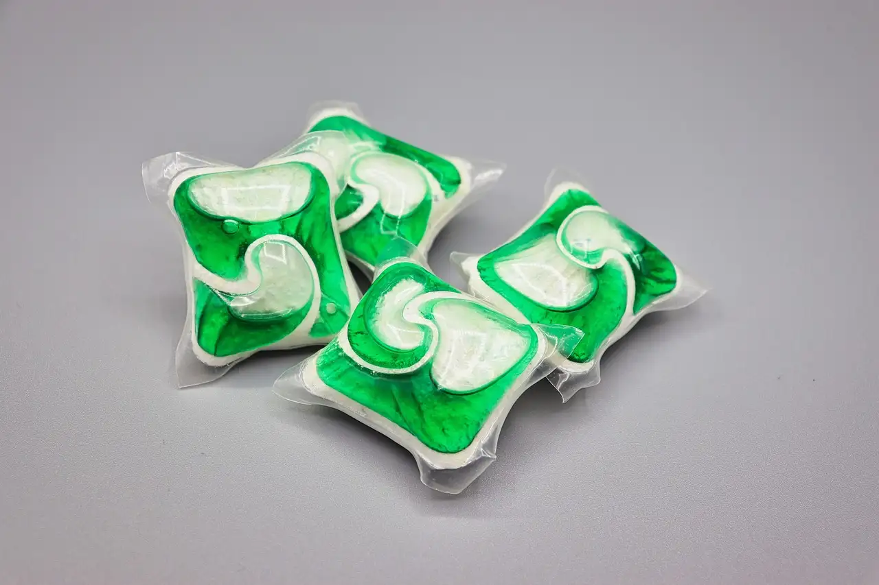 ¿Cómo quitar manchas de hierba con detergente para platos?