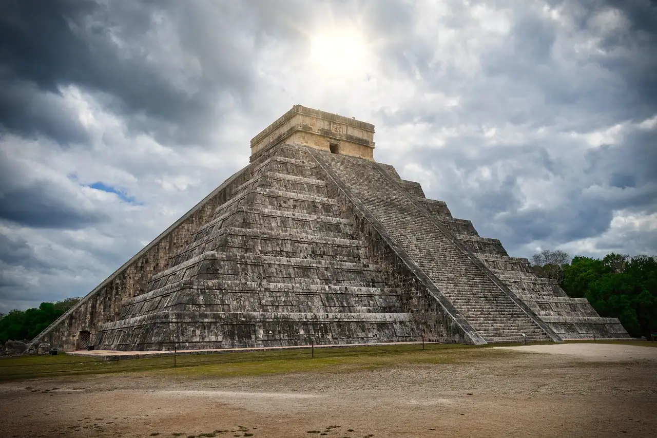 ¿Qué eran los sacrificios humanos en la cultura maya?