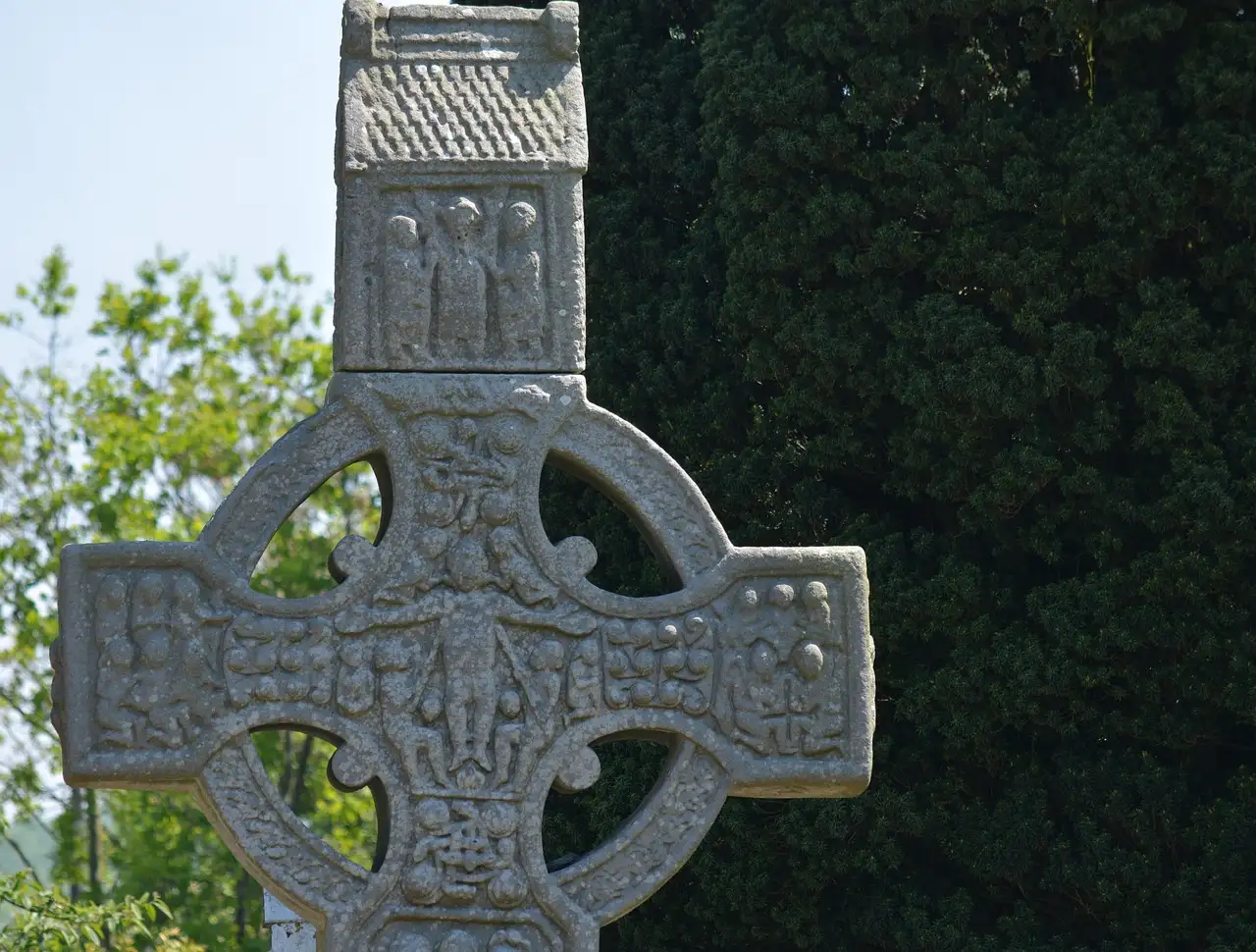 ¿Cómo cambió la cristianización la cultura vikinga?