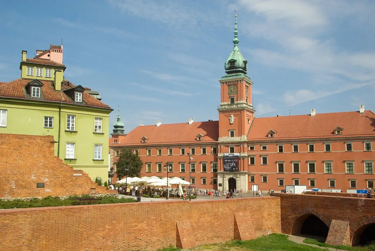 ¿Dónde se encuentra el antiguo Castillo Real en Polonia?