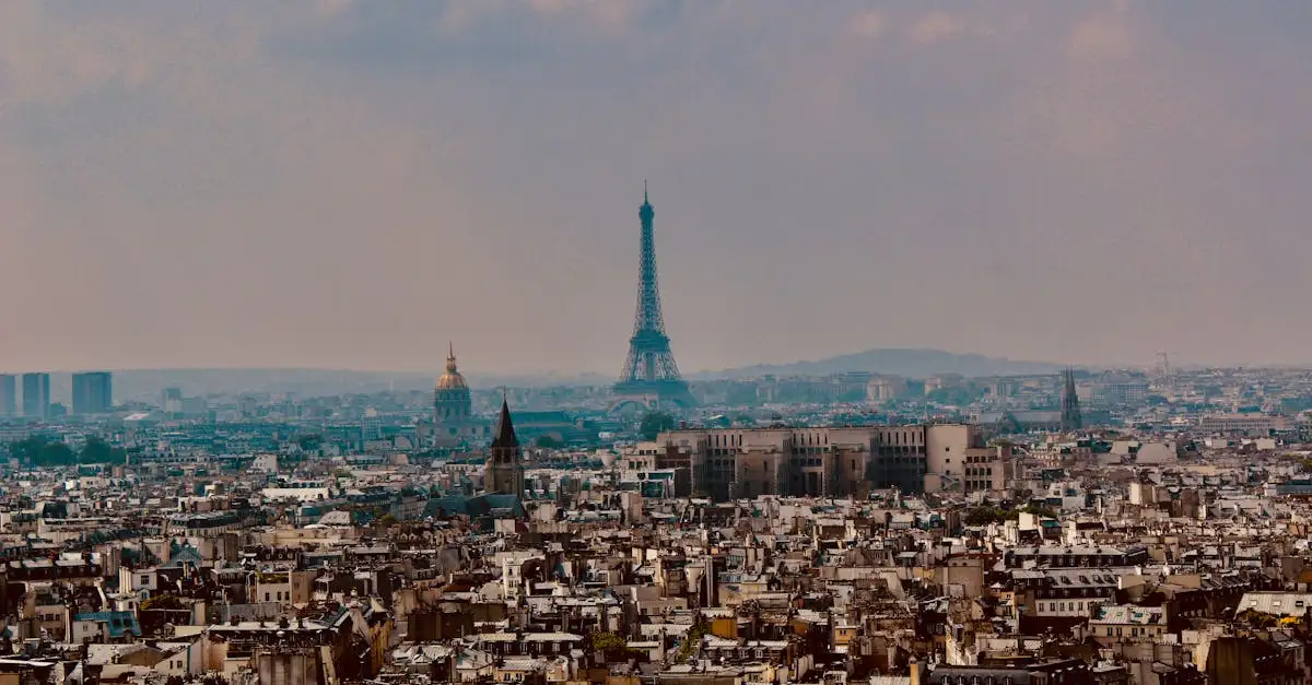 ¿En qué ciudad se encuentra la famosa Torre Eiffel?
