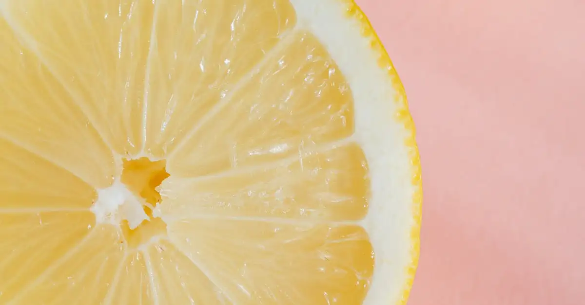 ¿El jugo de limón elimina manchas de nicotina en paredes?