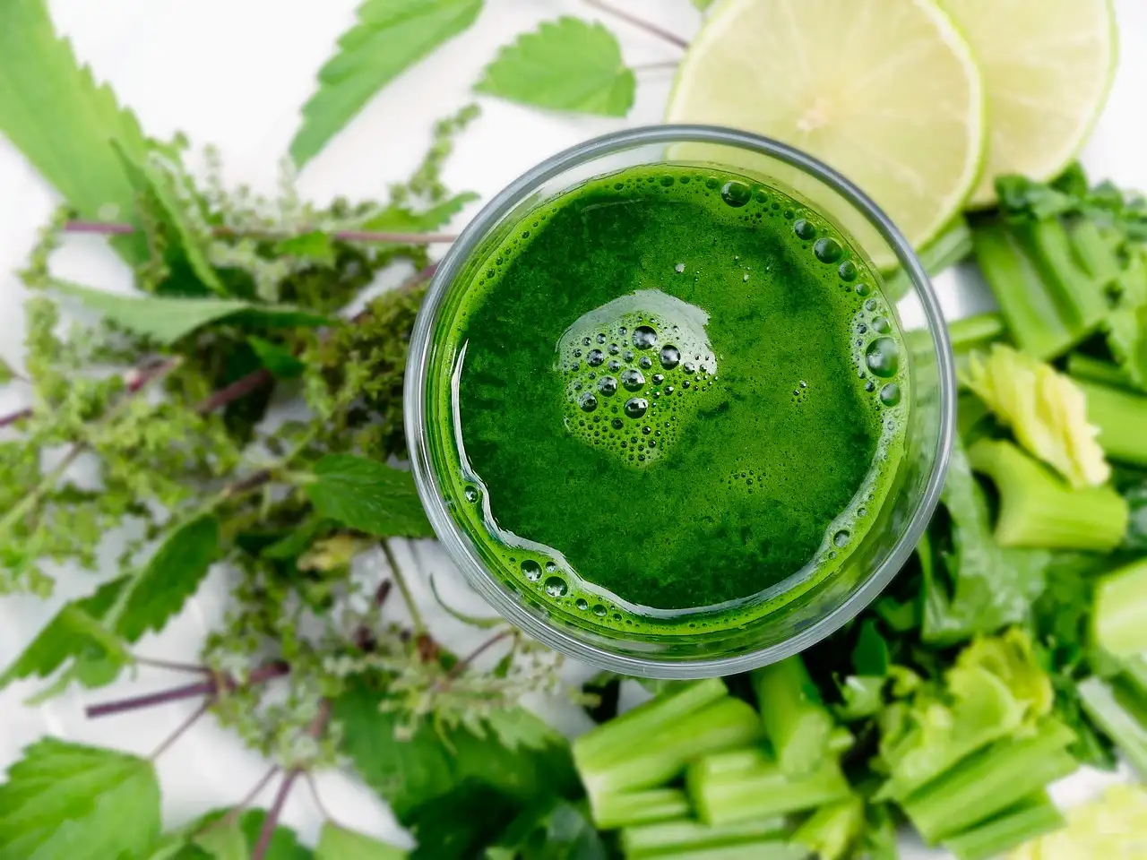 ¿Para qué sirve el detox? Beneficios y consejos esenciales.