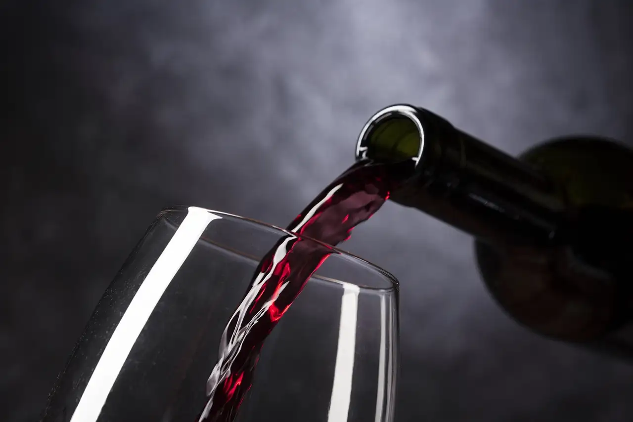 ¿Qué vino marida mejor con saltimbocca? ¡Descúbrelo aquí!