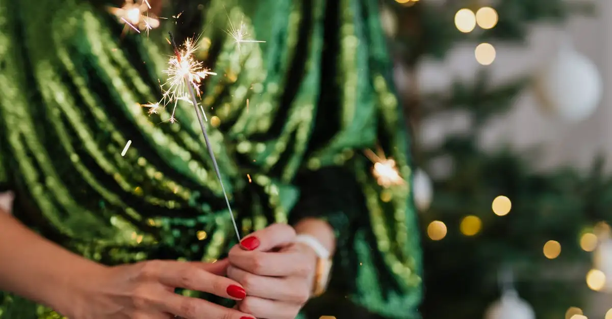 ¿Qué esmalte de uñas combina mejor con un vestido negro?