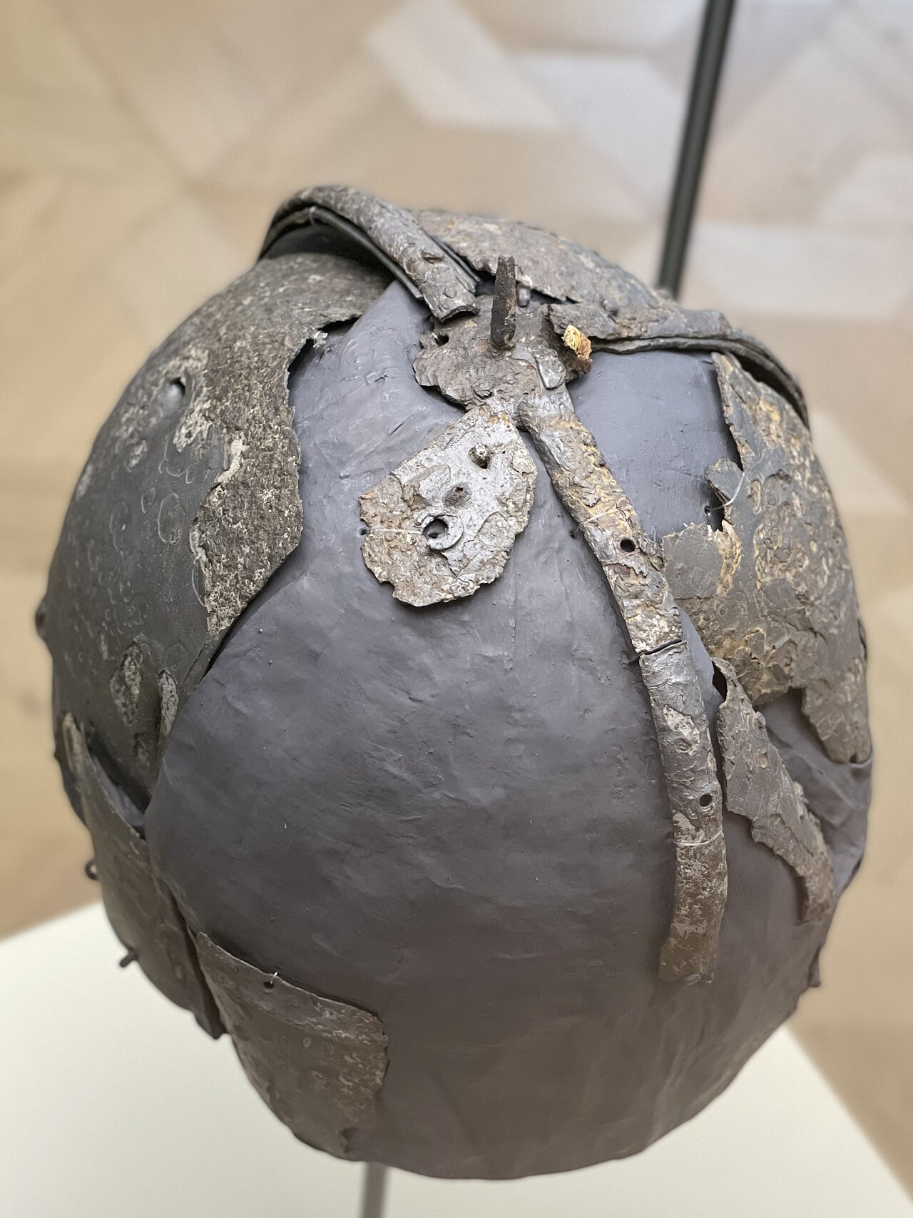 ¿Cuáles son los miembros de la jerarquía vikinga y sus roles?